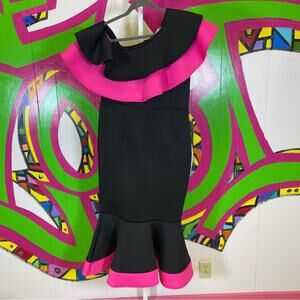 NWT AOMEI, Off the Shoulder Ruffle Dress. Size Large Cool Peplum Hem